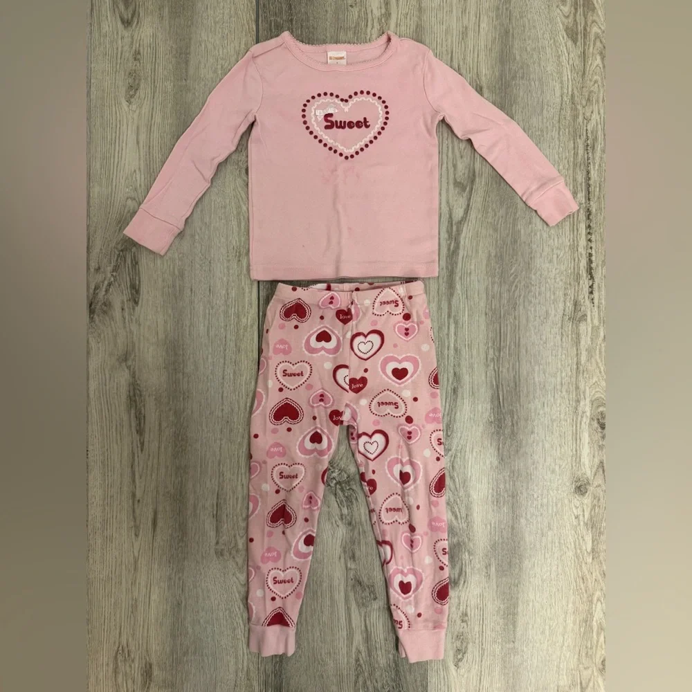 Gymboree Pink Heart Valentine’s  Pajama Set